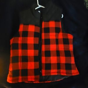 Victory Outfitters Womens   Black and Red Plaid Vest  Size Large